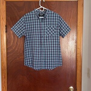 Active men’s size large shirt